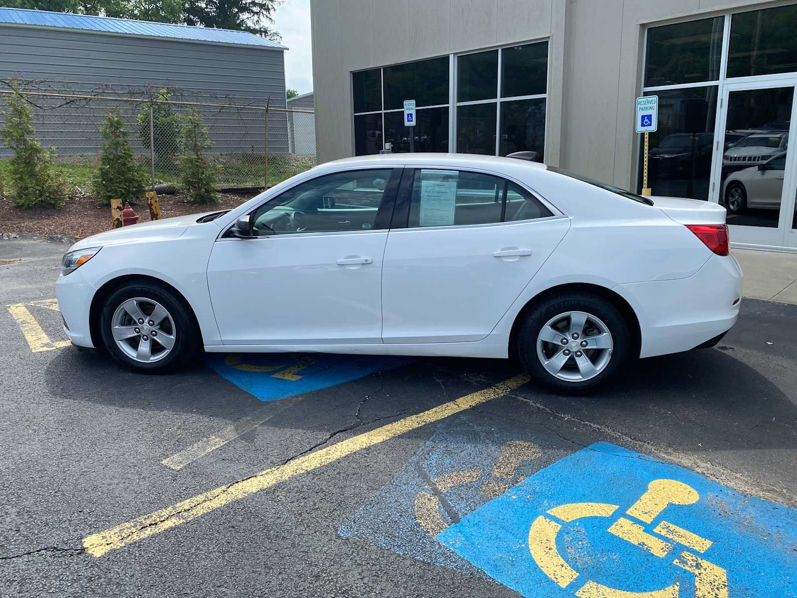Used 2015 Chevrolet Malibu LS FWD image 12