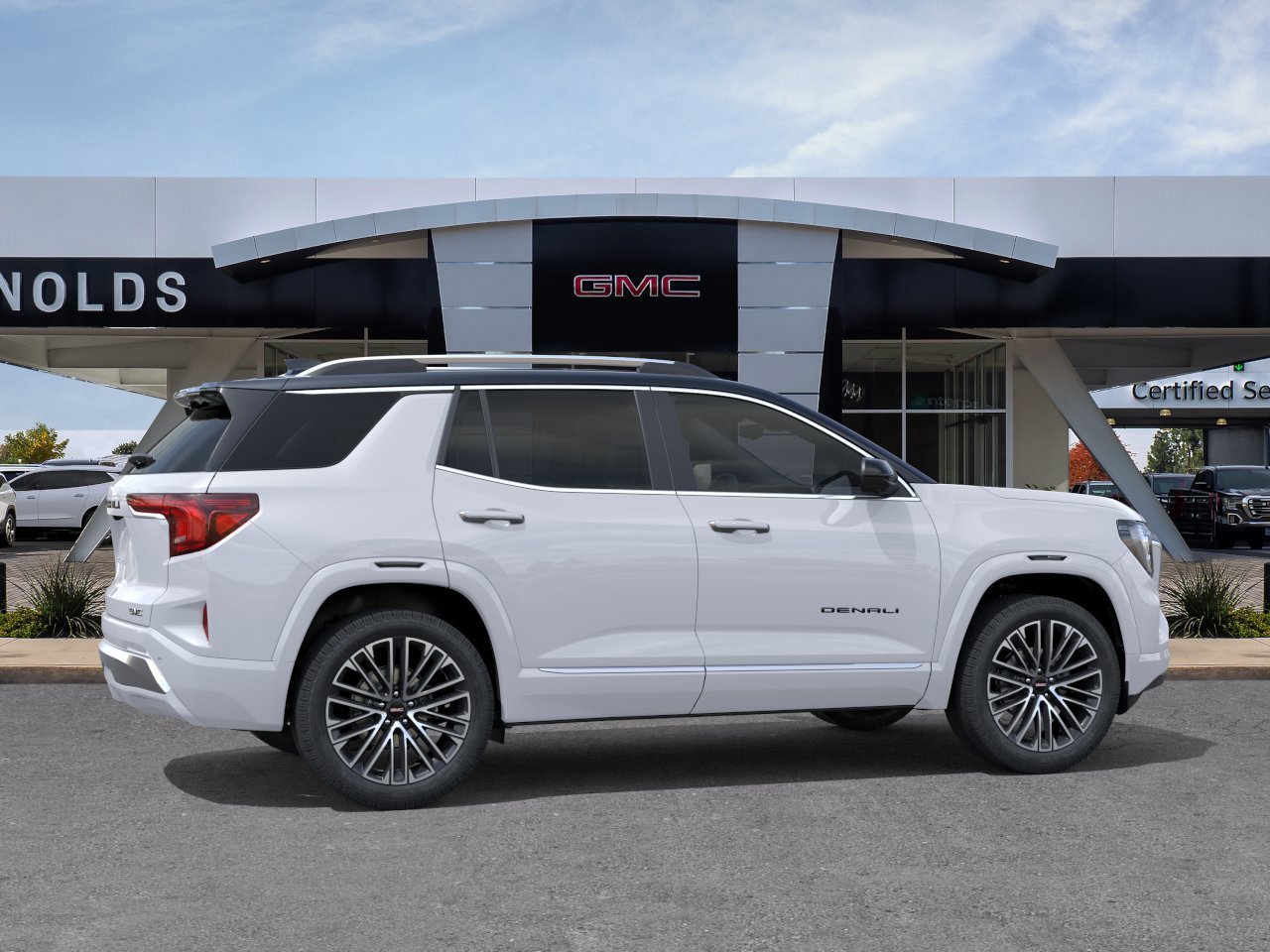 New 2026 GMC Terrain Denali w/ LPO, Black Badging Package AWD/4WD image 5