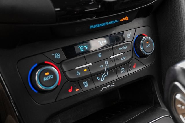 Used 2017 Ford Focus Titanium FWD image 61