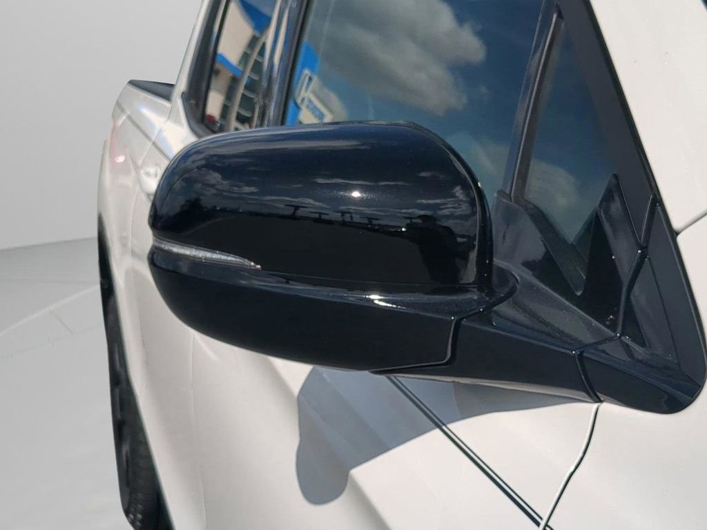 New 2026 Honda Ridgeline Black Edition image 12