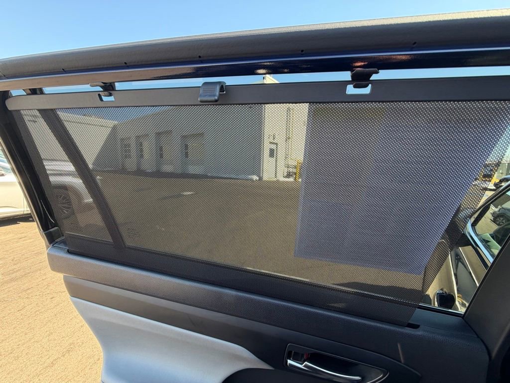 Used 2022 Toyota Highlander XLE image 29