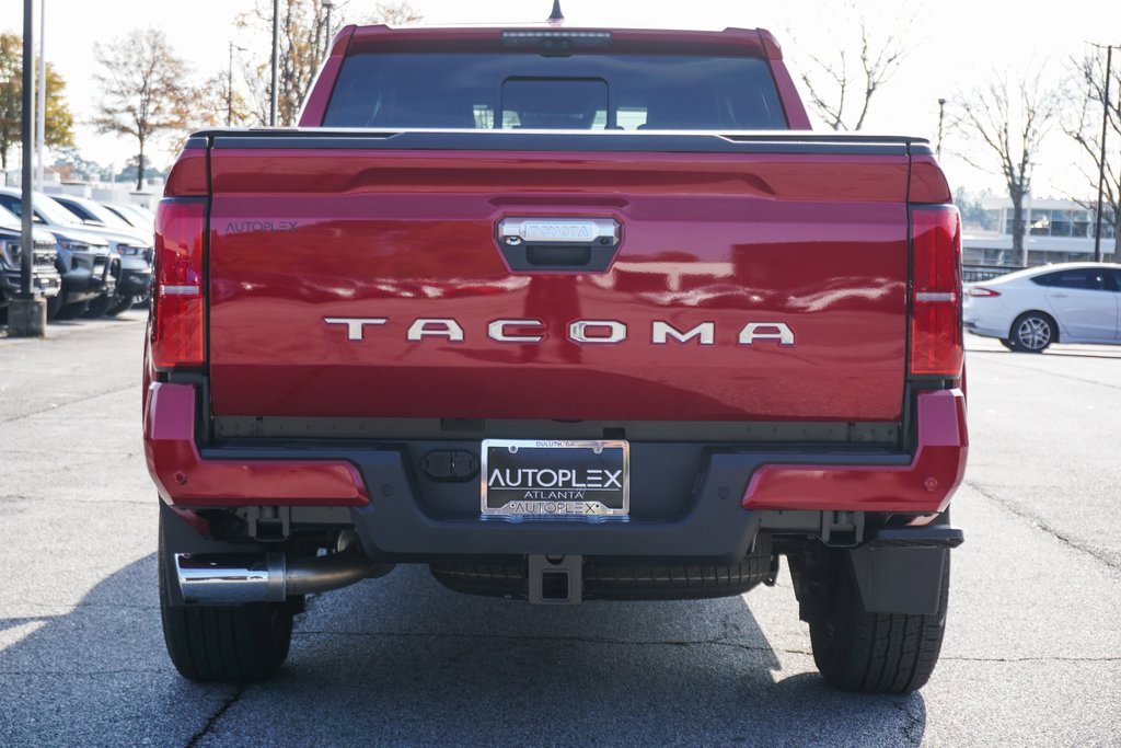 Used 2025 Toyota Tacoma Limited image 38