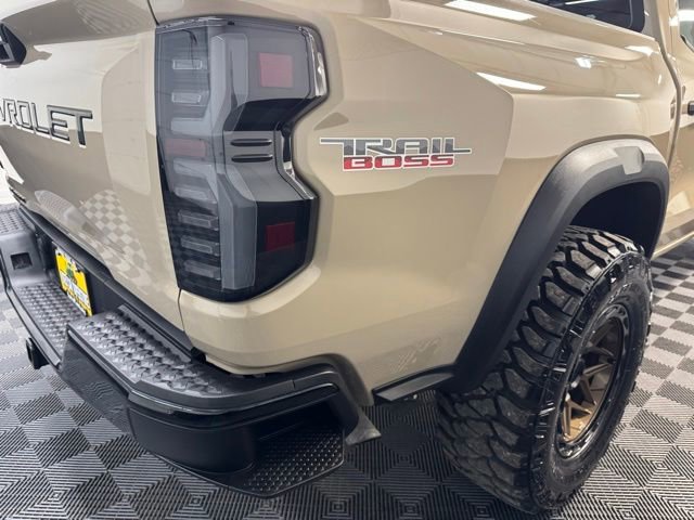 Used 2024 Chevrolet Colorado Trail Boss w/ Advanced Trailering Package AWD/4WD image 33