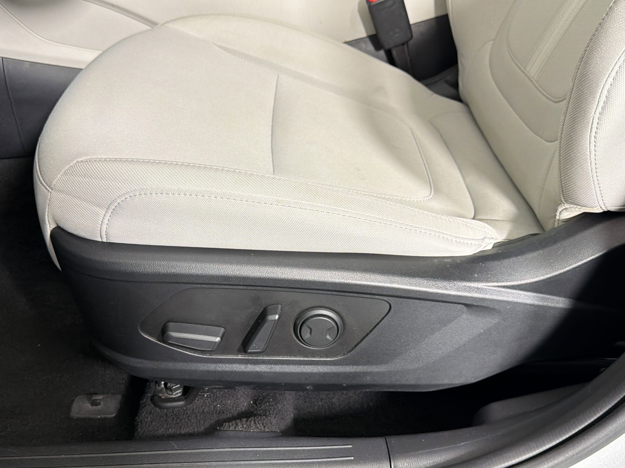 Used 2025 Hyundai Tucson SEL image 12