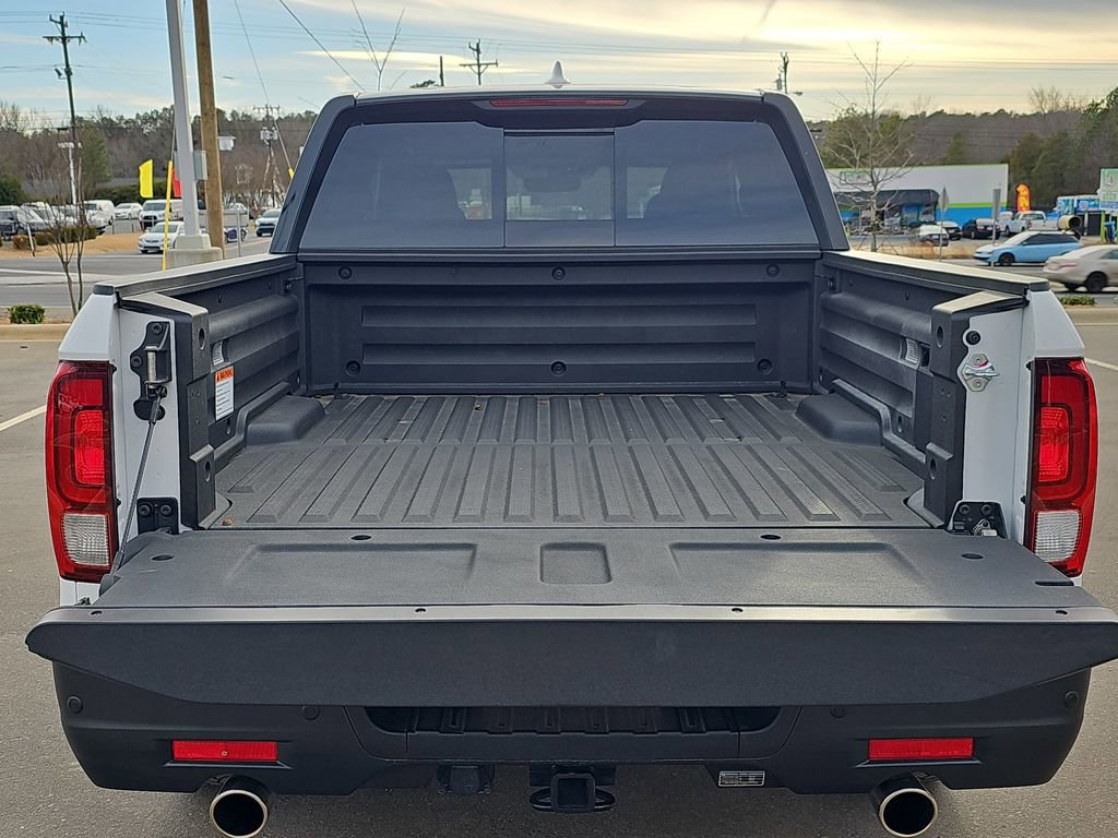 Used 2025 Honda Ridgeline TrailSport image 14