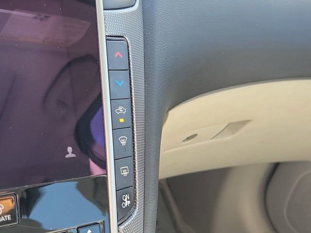 Used 2015 INFINITI Q50 Premium w/ Navigation Package image 30
