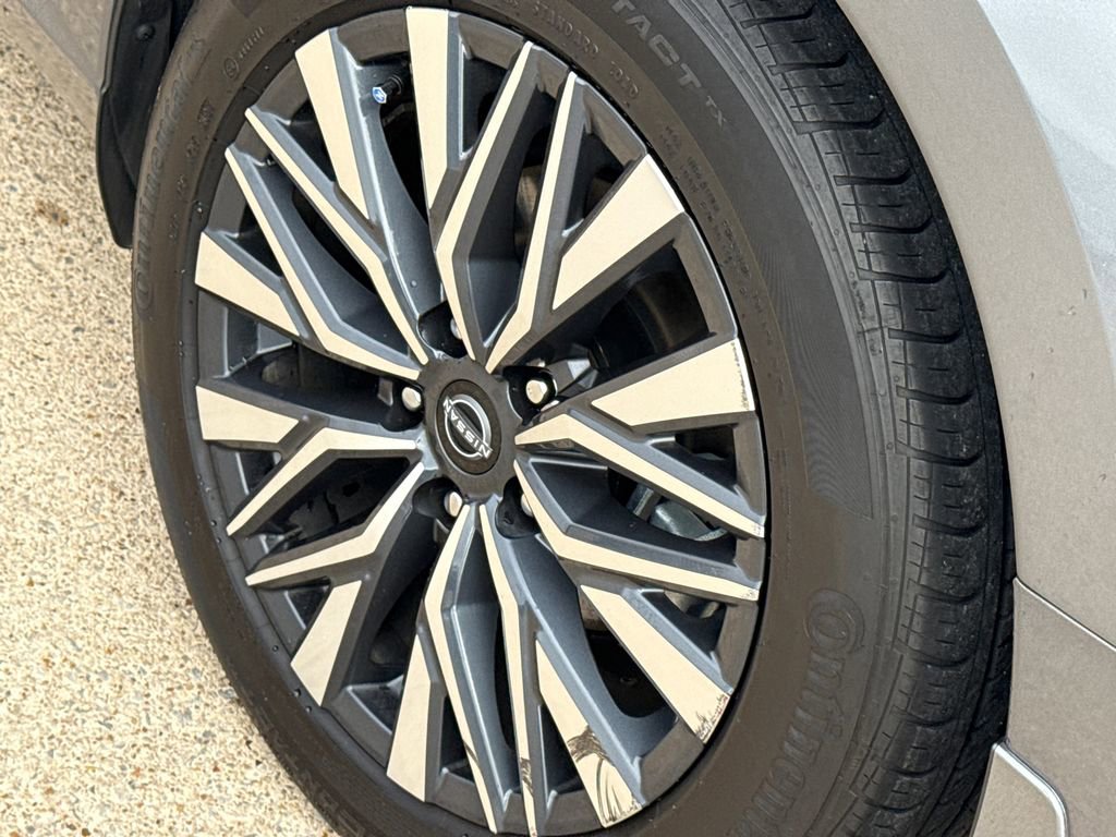 Used 2024 Nissan Altima 2.5 SV w/ SV Premium Package image 11