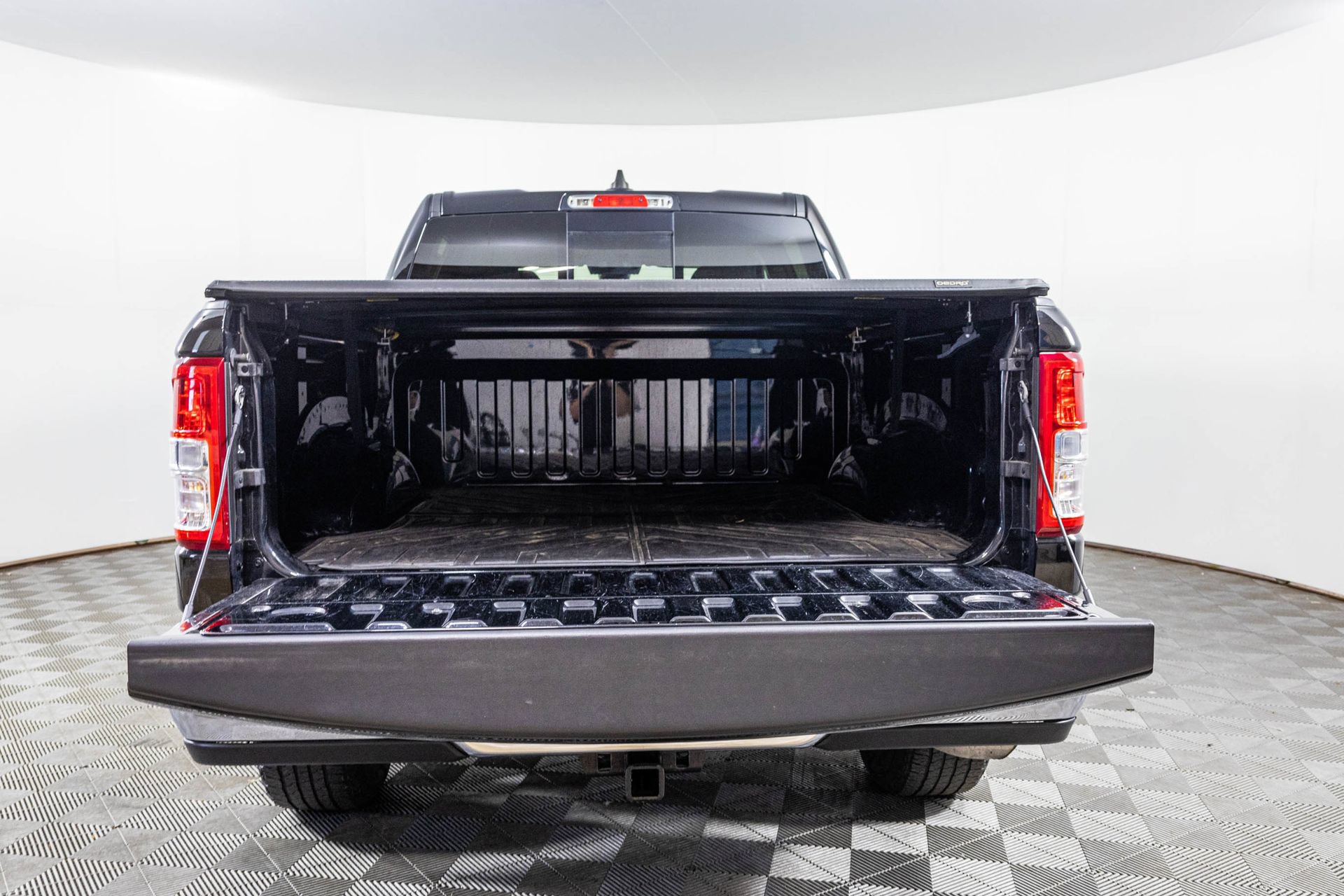 Used 2023 RAM 1500 Big Horn AWD/4WD image 42