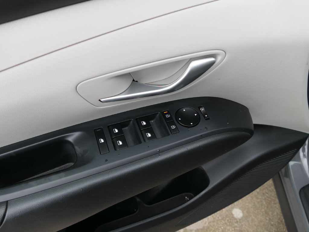 Used 2025 Hyundai Tucson SEL FWD image 10