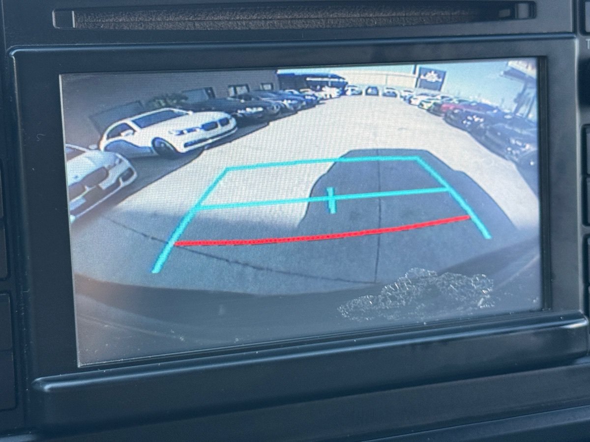 Used 2018 Toyota Tacoma SR AWD/4WD image 36