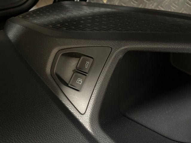 Certified 2023 Volkswagen Jetta SE w/ Panoramic Sunroof Package FWD image 15