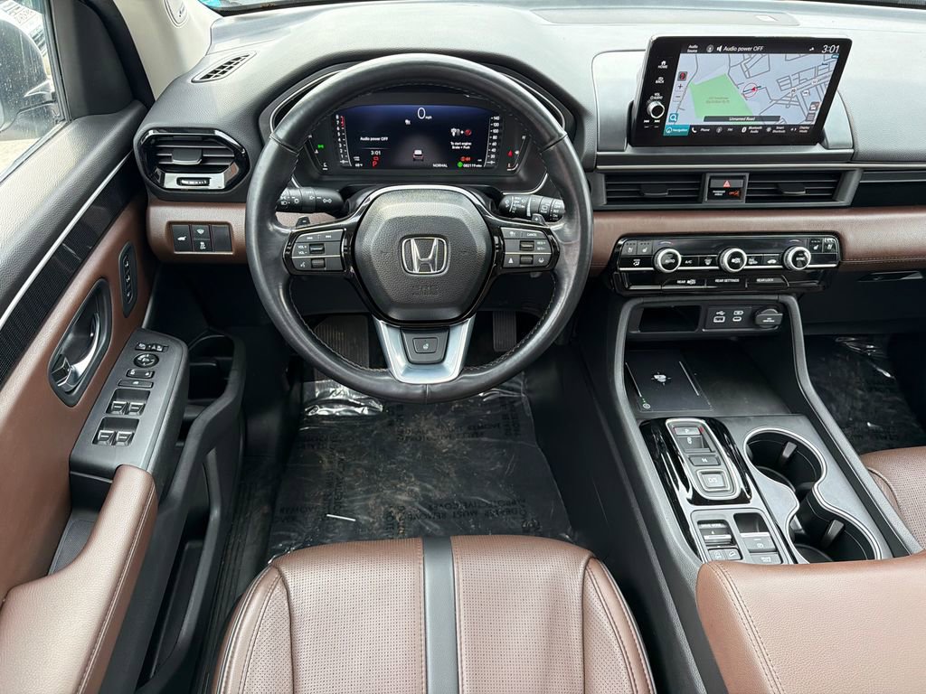 Used 2023 Honda Pilot Elite image 22