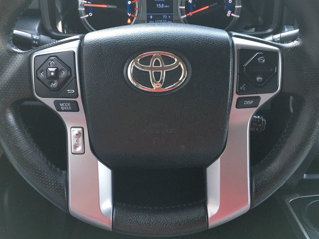 Used 2018 Toyota 4Runner SR5 AWD/4WD image 13