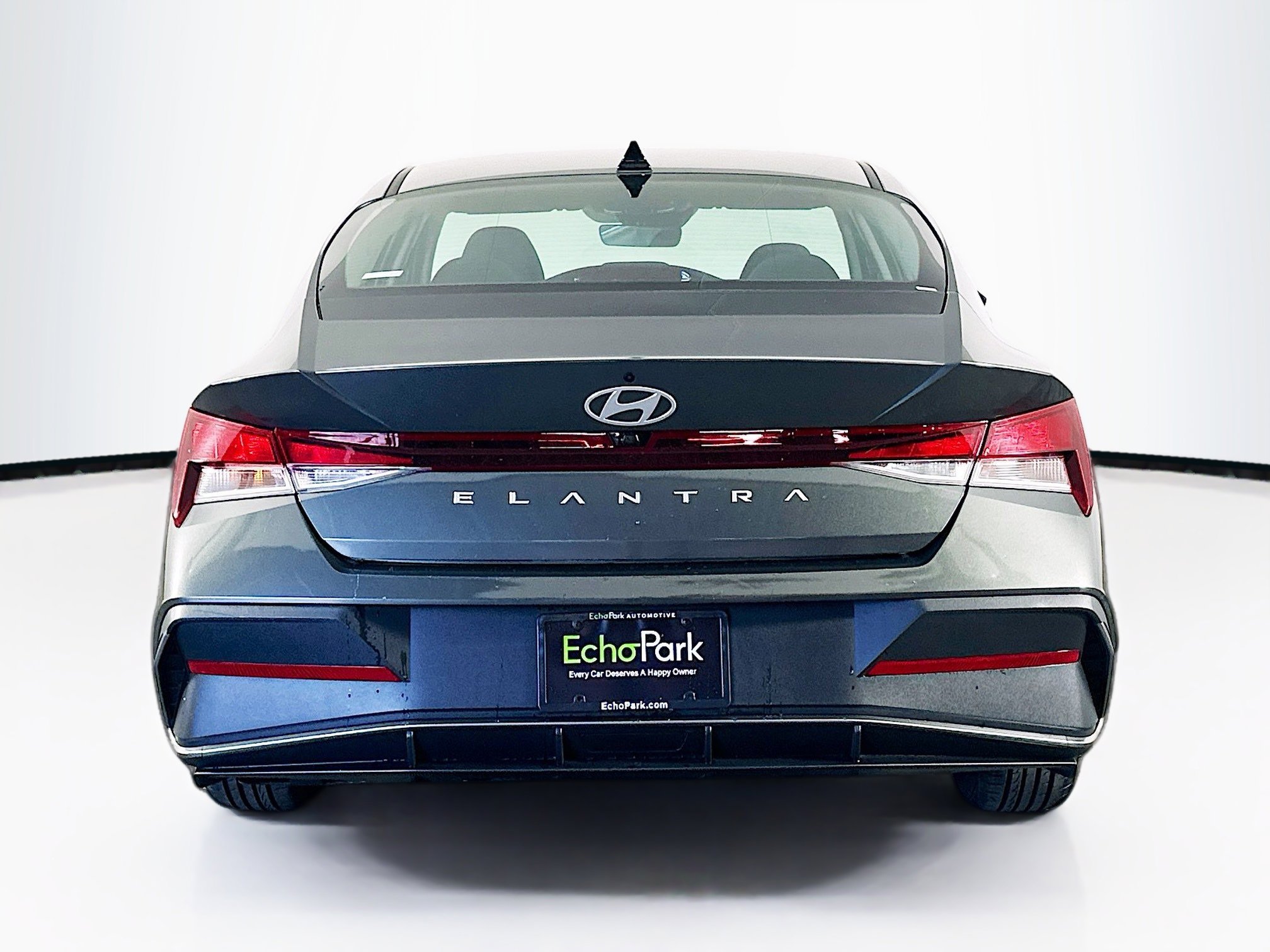 Used 2024 Hyundai Elantra SEL image 7