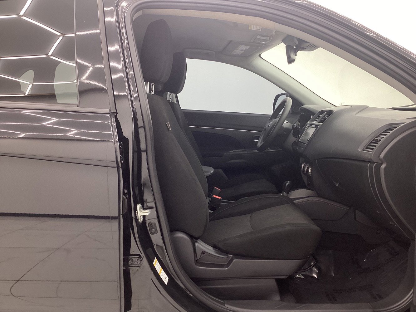 Used 2021 Mitsubishi Outlander Sport ES image 15
