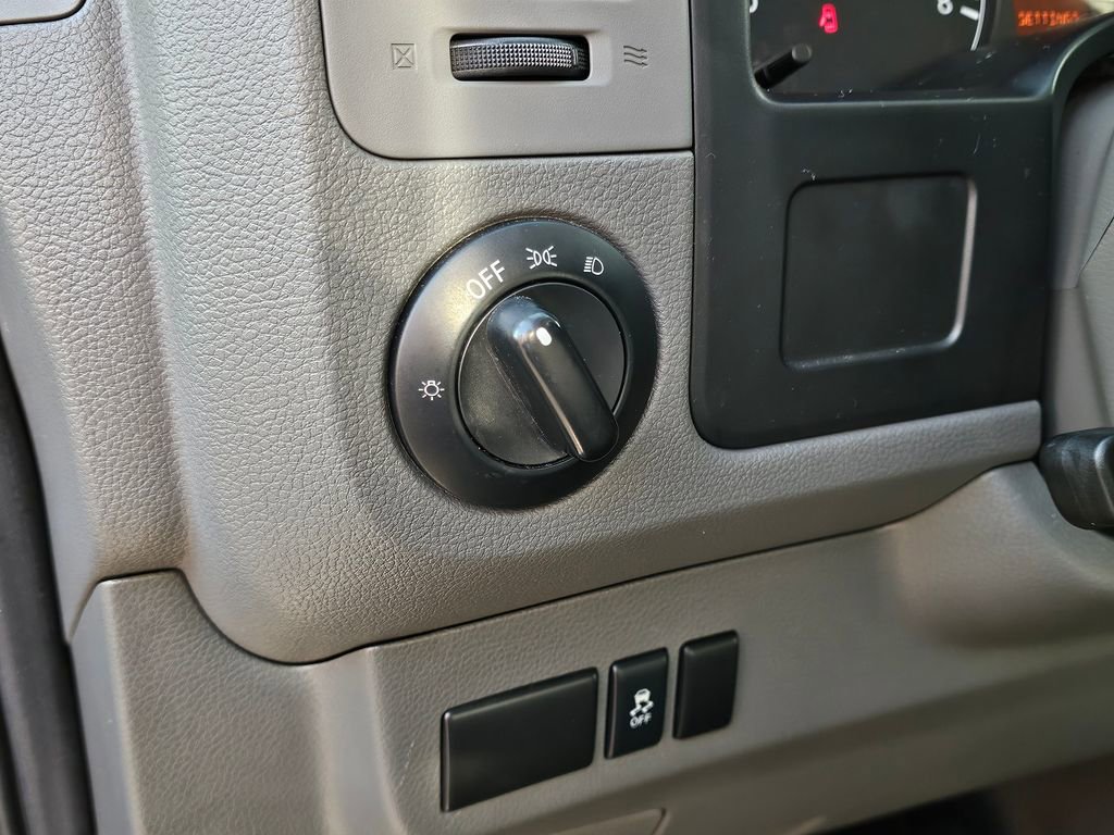 Used 2014 Nissan NV 1500 S w/ Power Basic Package RWD image 19