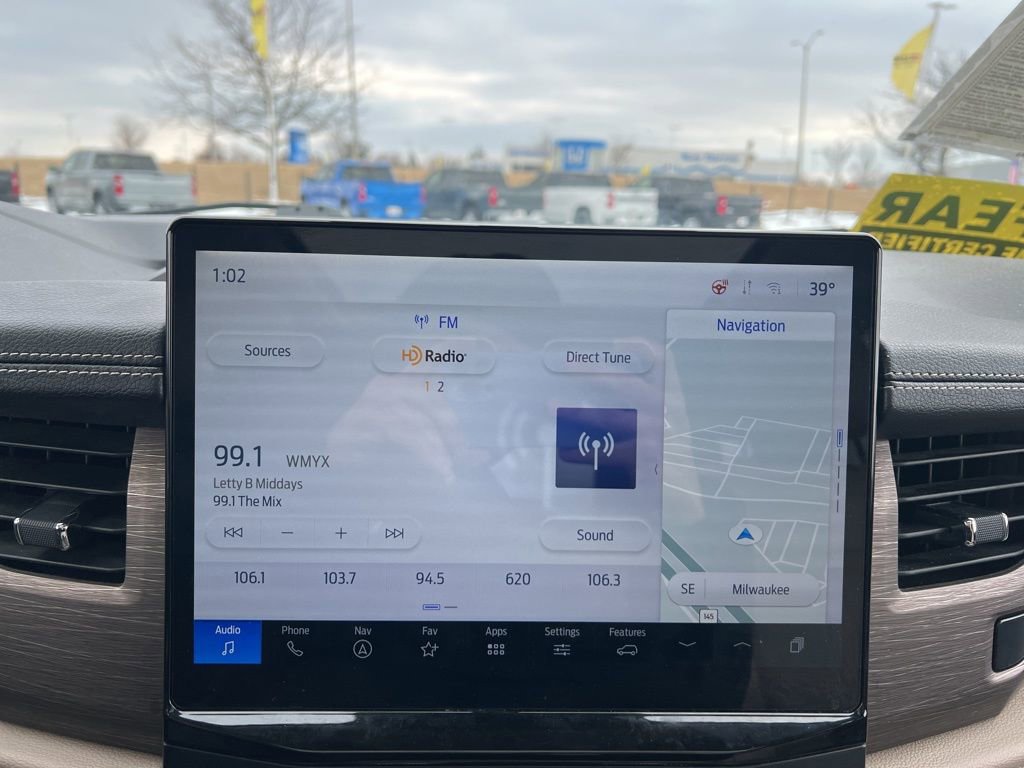 Used 2024 Ford Expedition Limited image 18