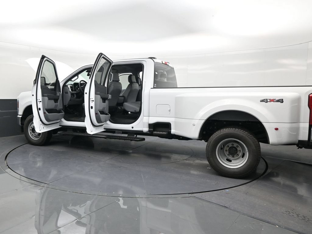 Used 2026 Ford F350 XL AWD/4WD image 30
