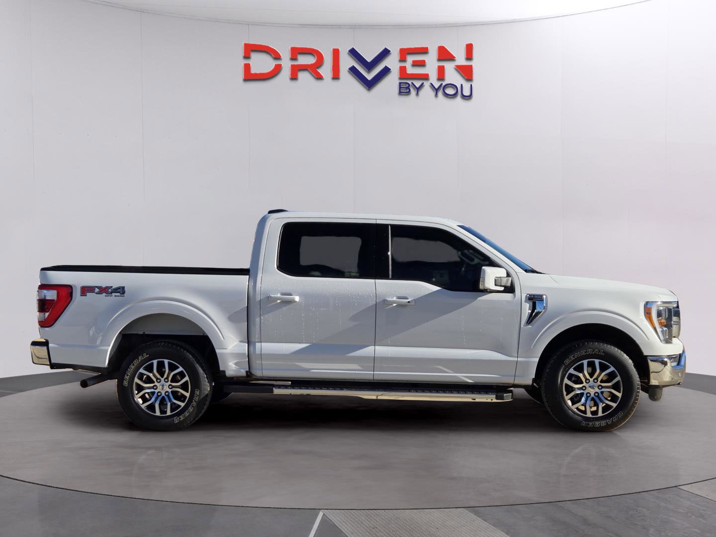 Used 2021 Ford F150 Lariat w/ Trailer Tow Package image 6