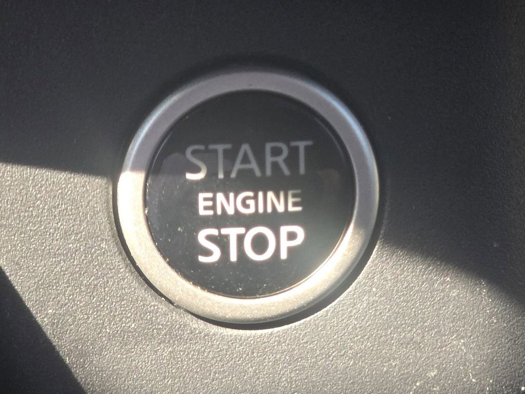 Used 2023 Nissan Rogue SV w/ SV Premium B Package AWD/4WD image 35