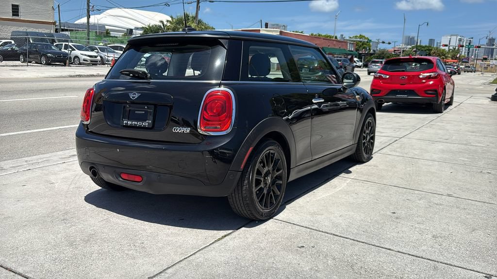 Used 2019 MINI Cooper 2-Door Hardtop FWD image 14