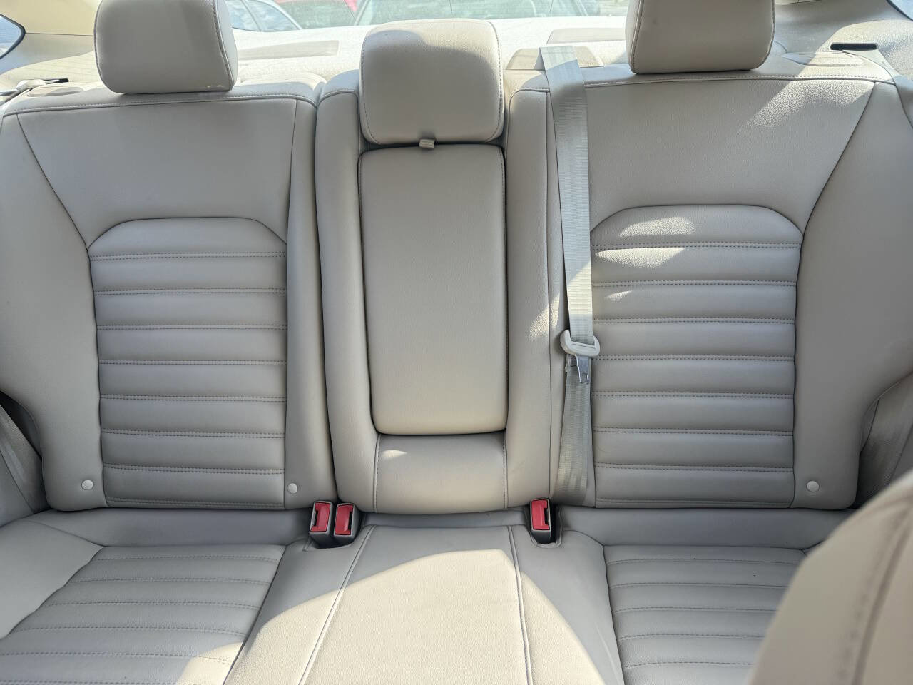 Used 2019 Ford Fusion SEL FWD image 12