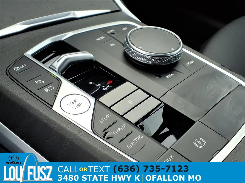 Used 2023 BMW 330e image 14