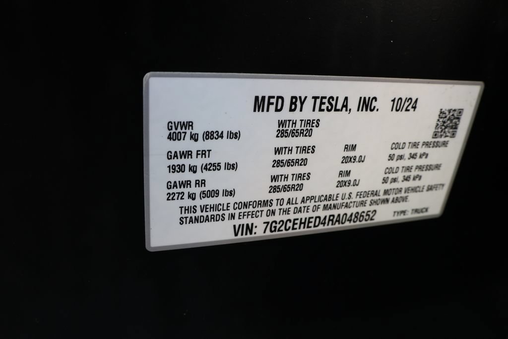 Used 2024 Tesla Cybertruck AWD Crew Cab image 37