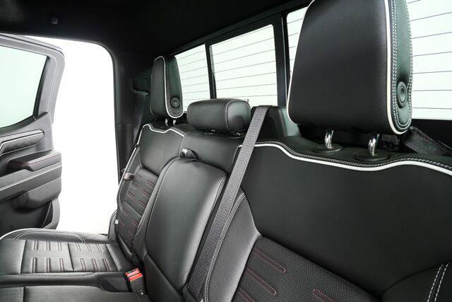 Certified 2023 GMC Sierra 1500 AT4X AWD/4WD image 33