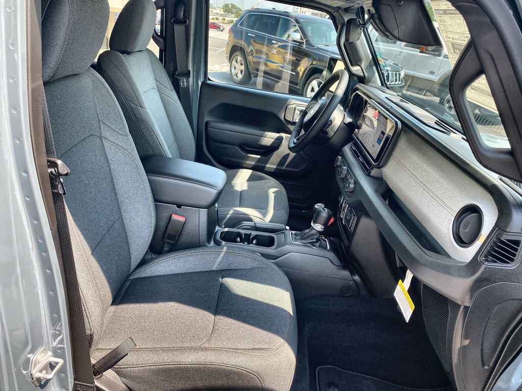 New 2025 Jeep Wrangler Sport S image 23