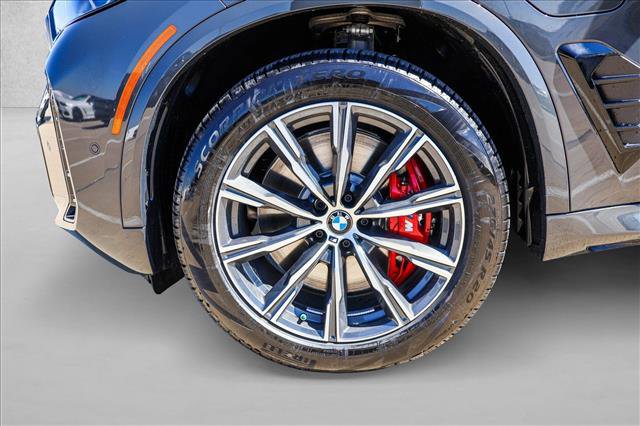 New 2026 BMW X5 xDrive50e image 9