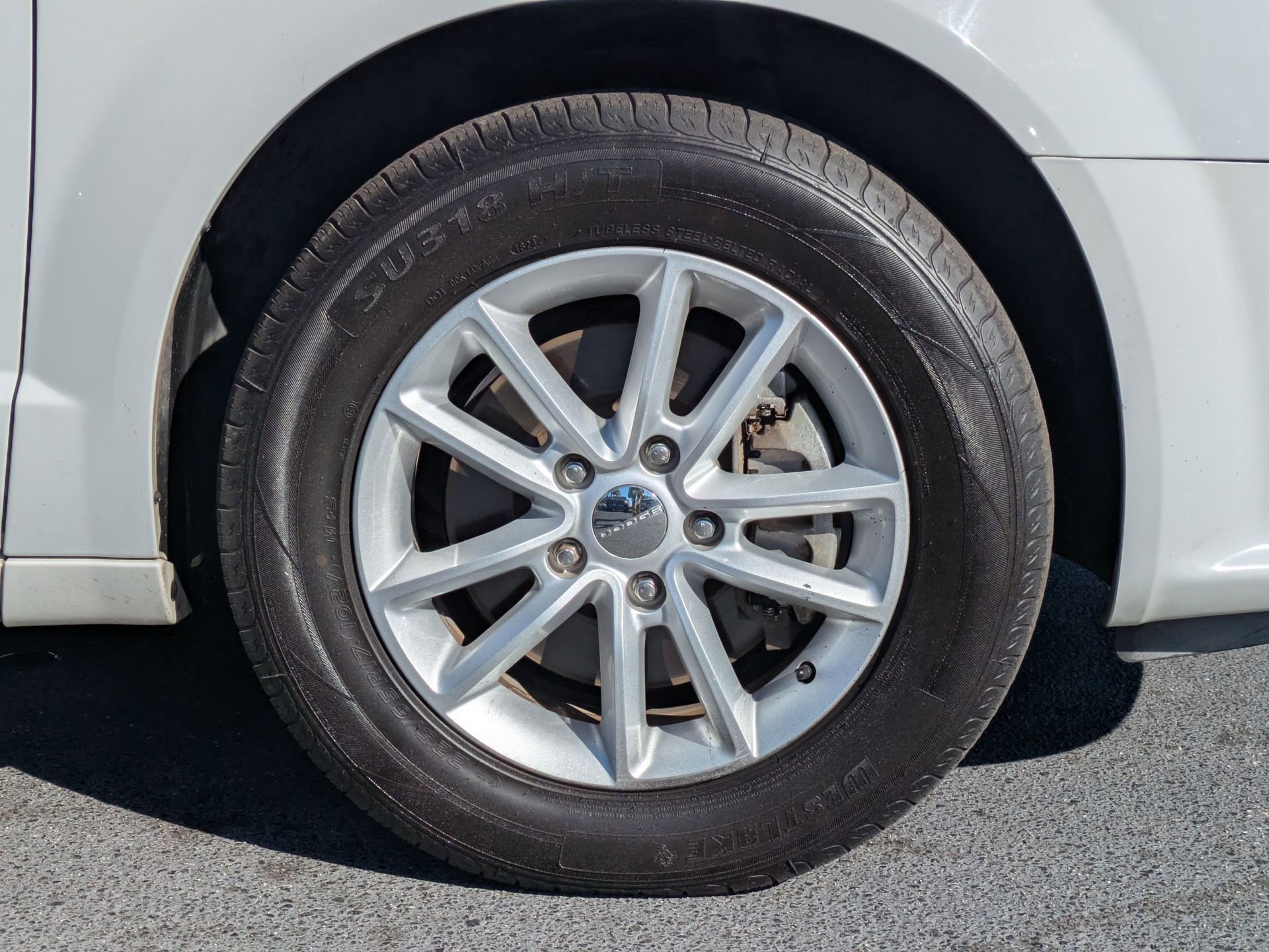 Used 2018 Dodge Grand Caravan SXT image 13