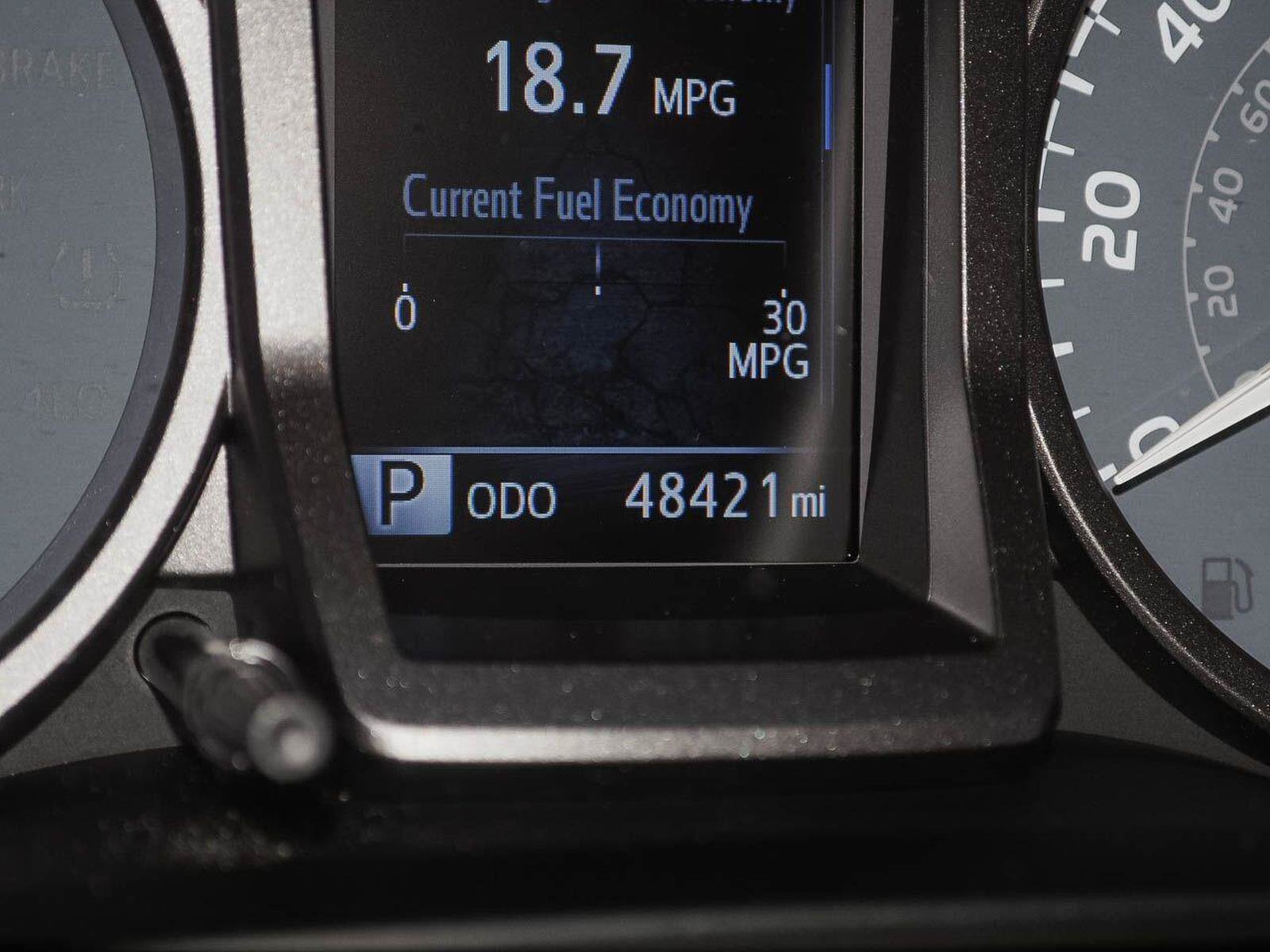Used 2020 Toyota Tacoma TRD Sport AWD/4WD image 15