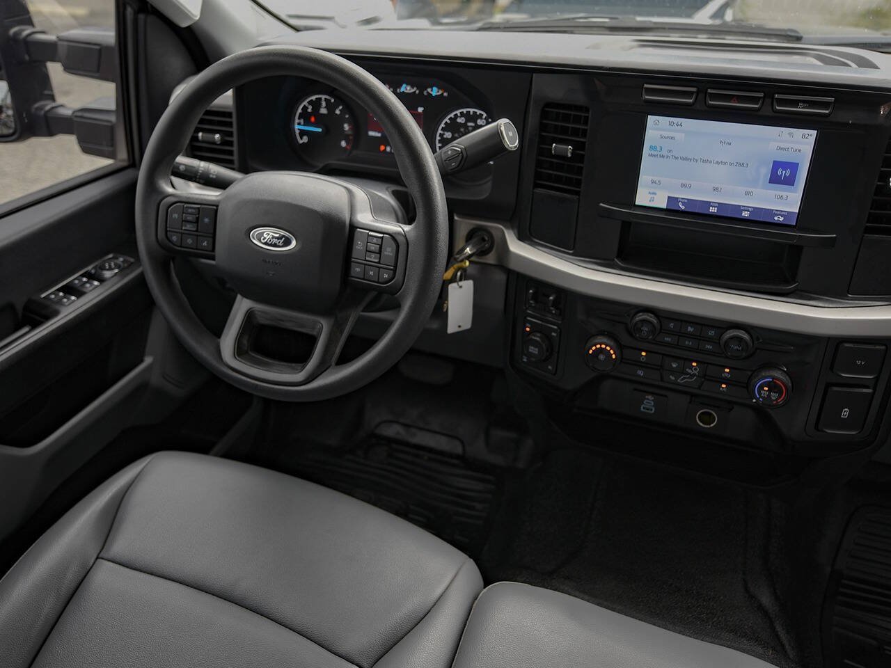 Used 2024 Ford F350 XL AWD/4WD image 15