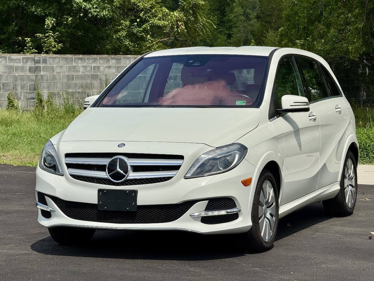 Used 2015 Mercedes-Benz B 250e image 4