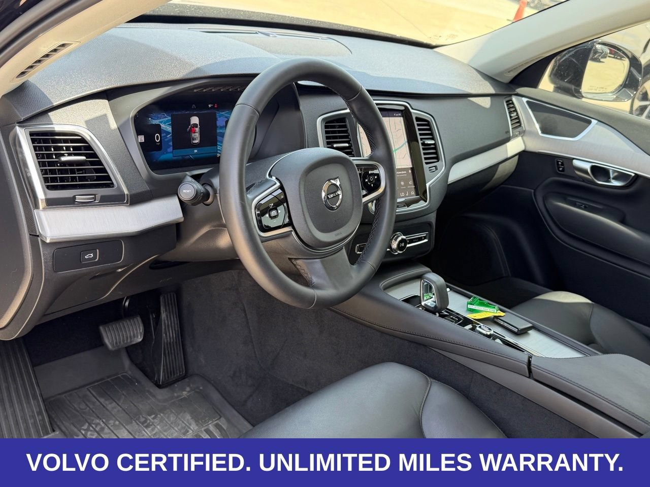 Certified 2025 Volvo XC90 B5 Core w/ Protection Package Premier AWD/4WD image 15