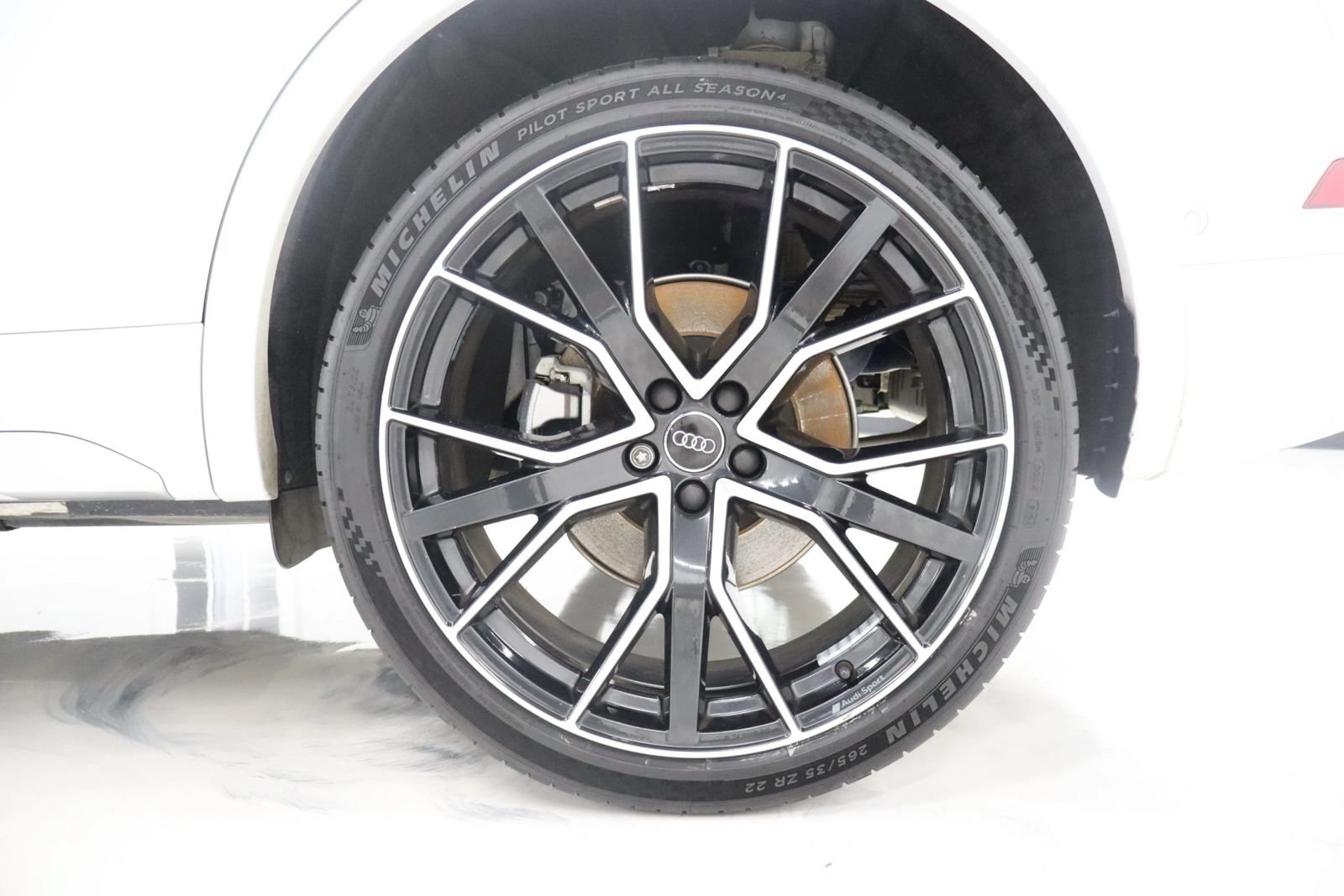 Used 2024 Audi Q5 2.0T Prestige AWD/4WD image 13