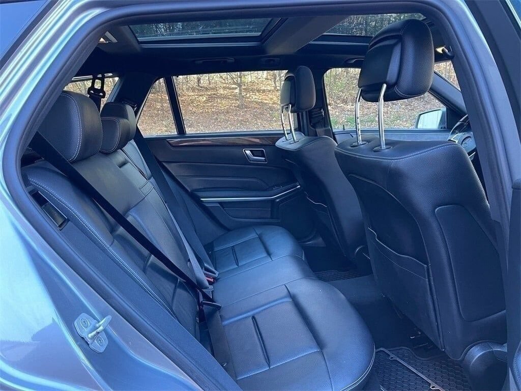 Used 2015 Mercedes-Benz E 350 4MATIC Wagon image 13