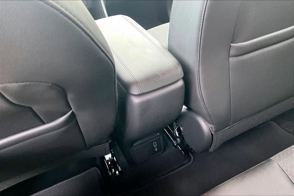 Used 2025 Buick Encore GX Preferred image 33