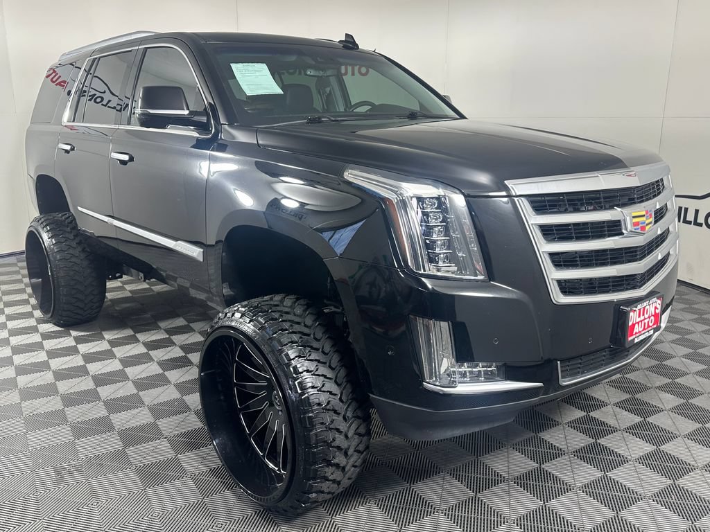 Used 2020 Cadillac Escalade Luxury AWD/4WD image 11