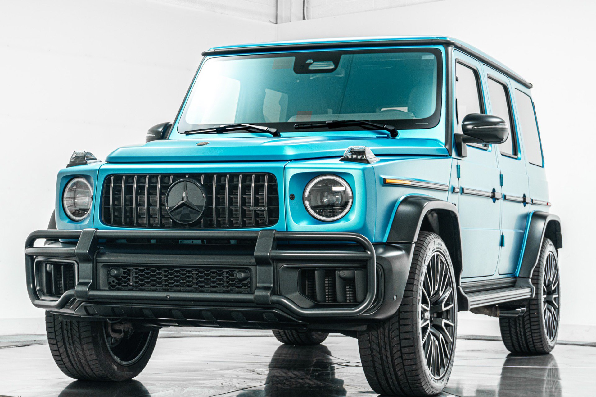 Used 2025 Mercedes-Benz G 63 AMG 4MATIC image 5