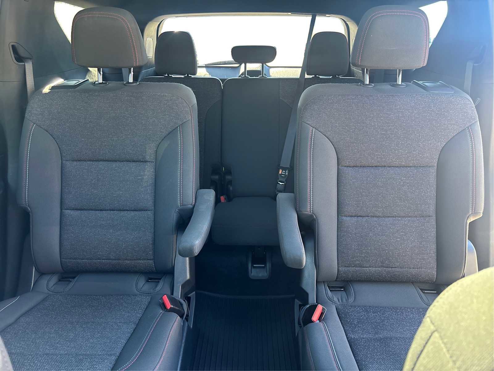 Used 2024 Chevrolet Traverse Z71 image 16