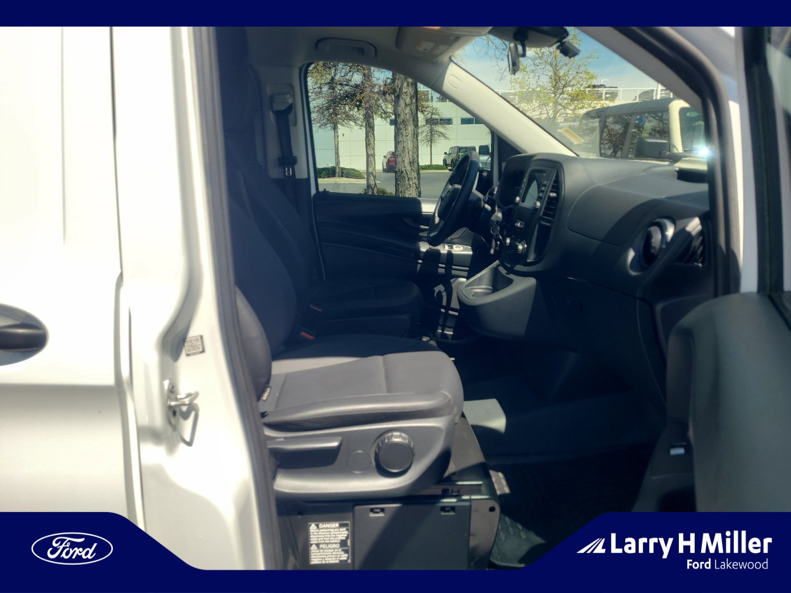 Used 2023 Mercedes-Benz Metris image 19