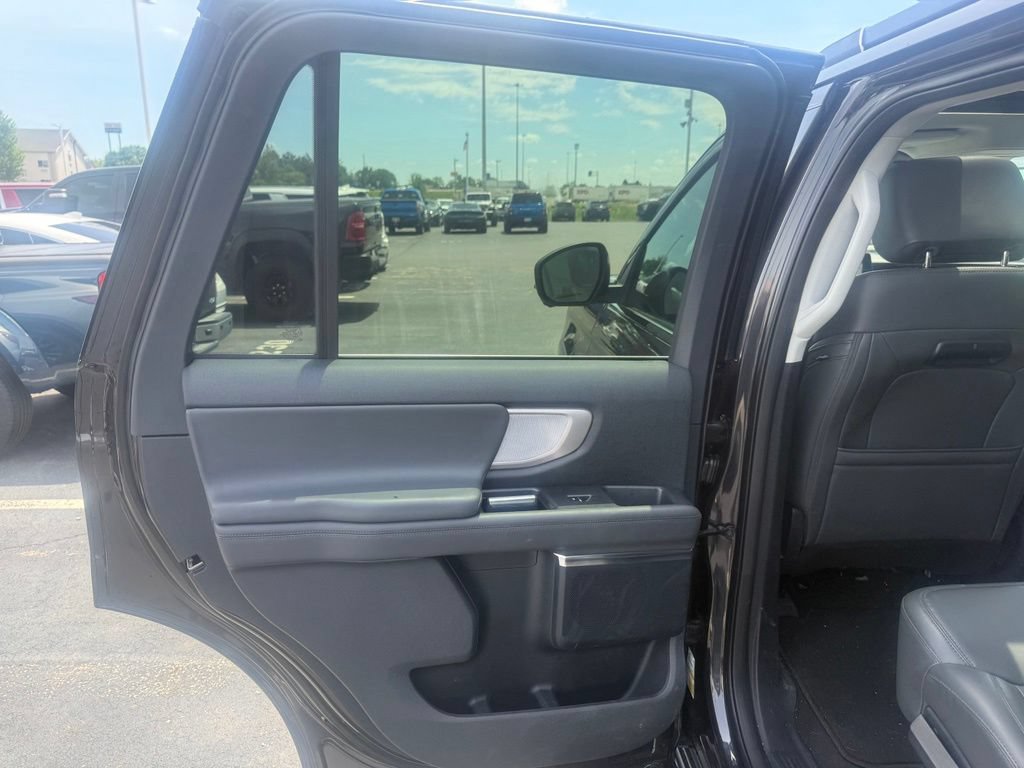 New 2026 Ford Expedition Active AWD/4WD image 29