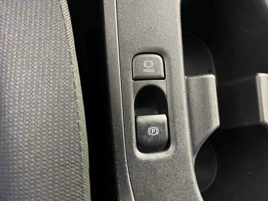 Used 2025 Toyota Corolla LE FWD image 30