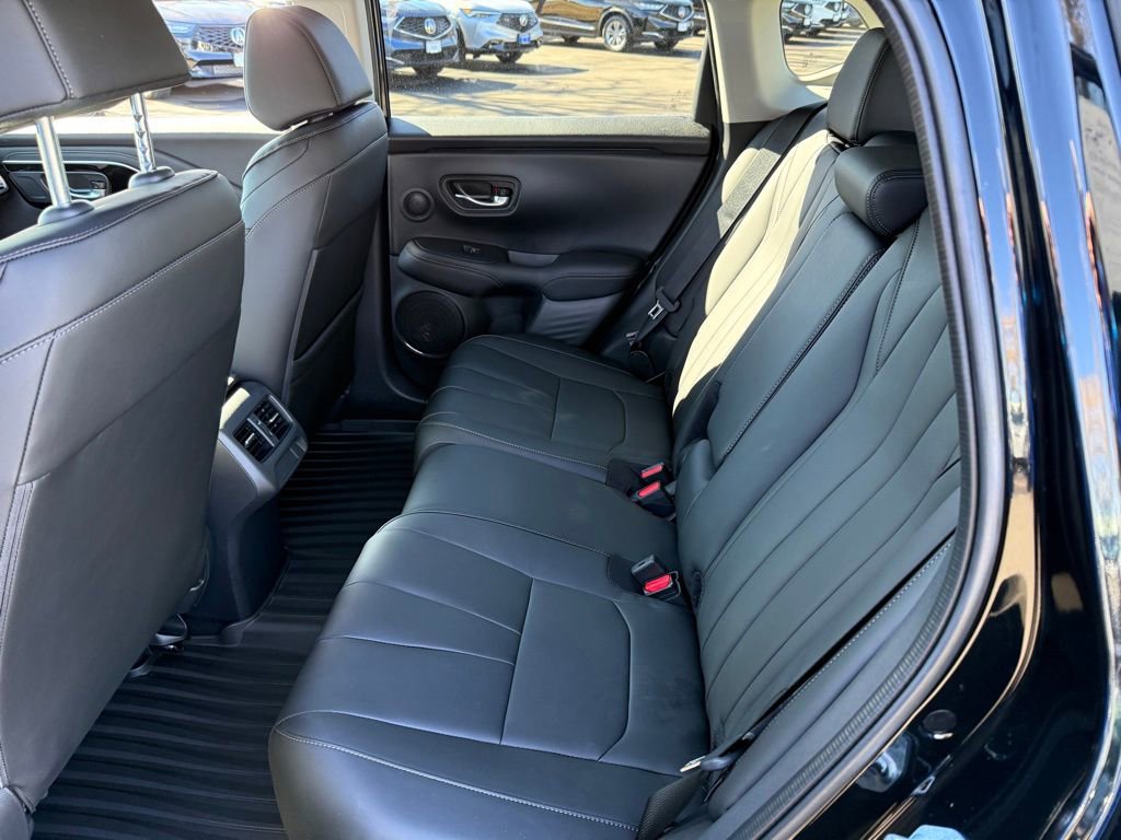 Certified 2025 Acura ADX AWD image 18