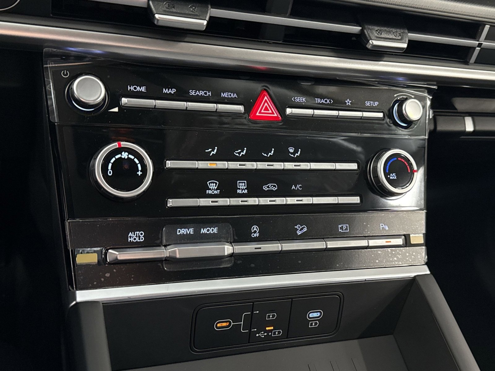 New 2026 Hyundai Santa Fe SE image 20