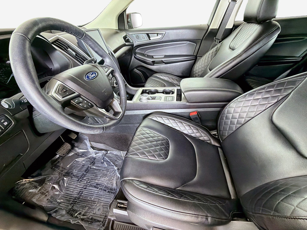 Used 2023 Ford Edge Titanium AWD/4WD image 23