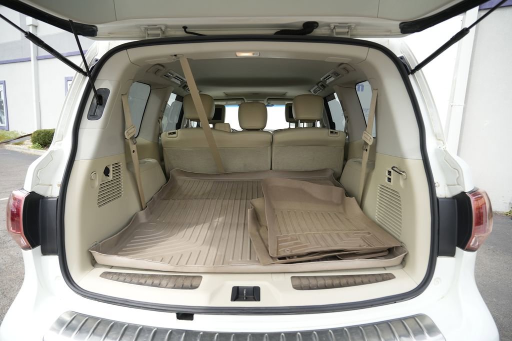 Used 2012 INFINITI QX56 4WD w/ Deluxe Touring Pkg image 15