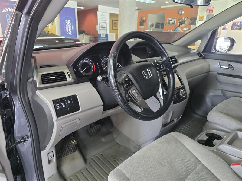Used 2016 Honda Odyssey EX image 6